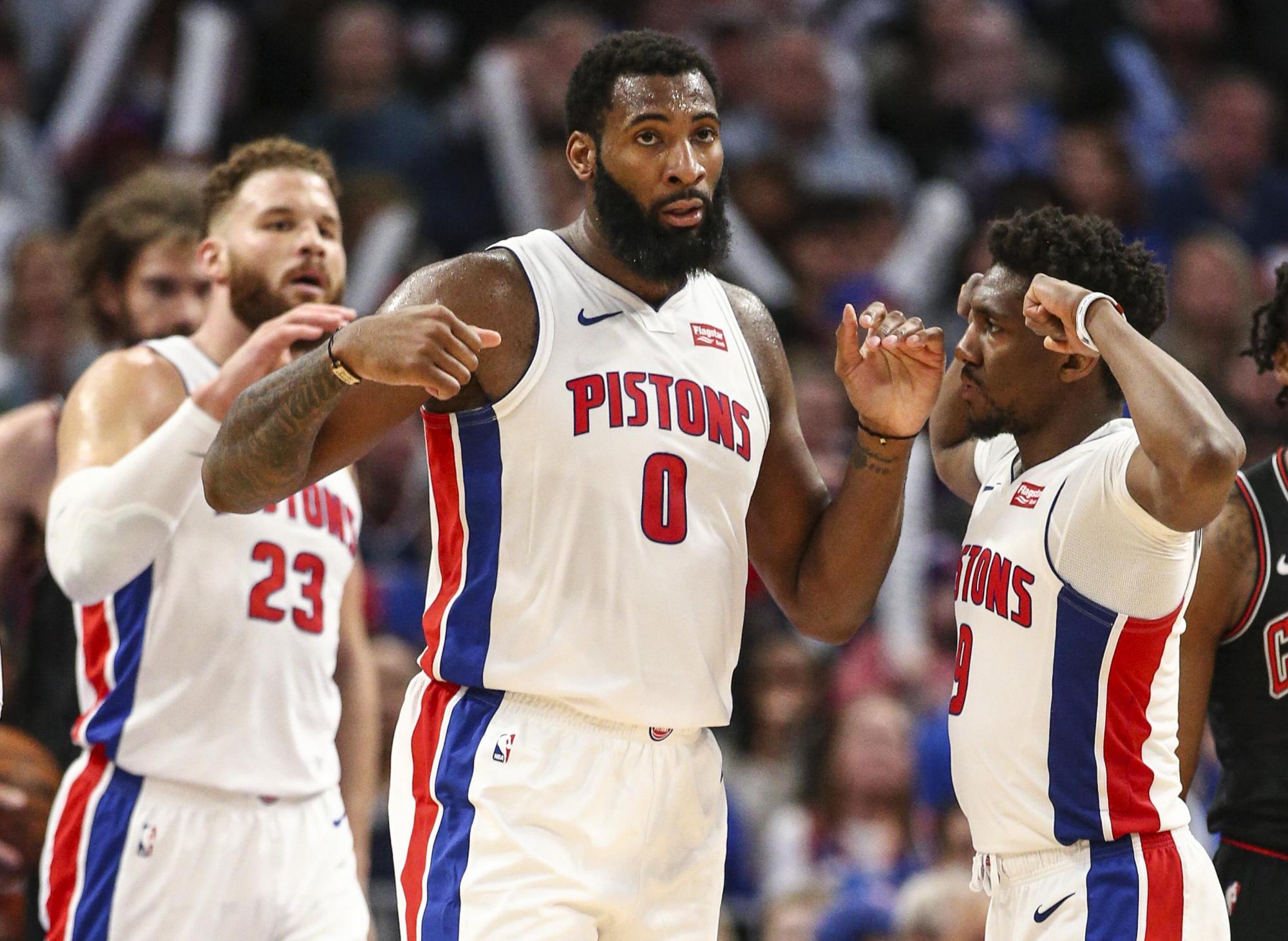 女子篮球联赛精彩进球回顾（女篮联赛高光进球集锦）