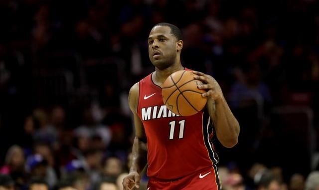 李璇：三镇开出国内球员顶薪与邓涵文续约，但没能续约成功（李璇：三镇为邓涵文开出本土顶薪求续约，最终未能达成）