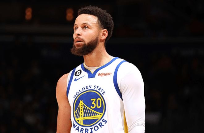 阿隆索生死战！不胜曼城或下课，皇马寻找替代者，齐祖渣叔二选一（阿隆索迎生死一战：若不胜曼城恐下课，皇马物色新帅，齐达内与克洛普二选其一）