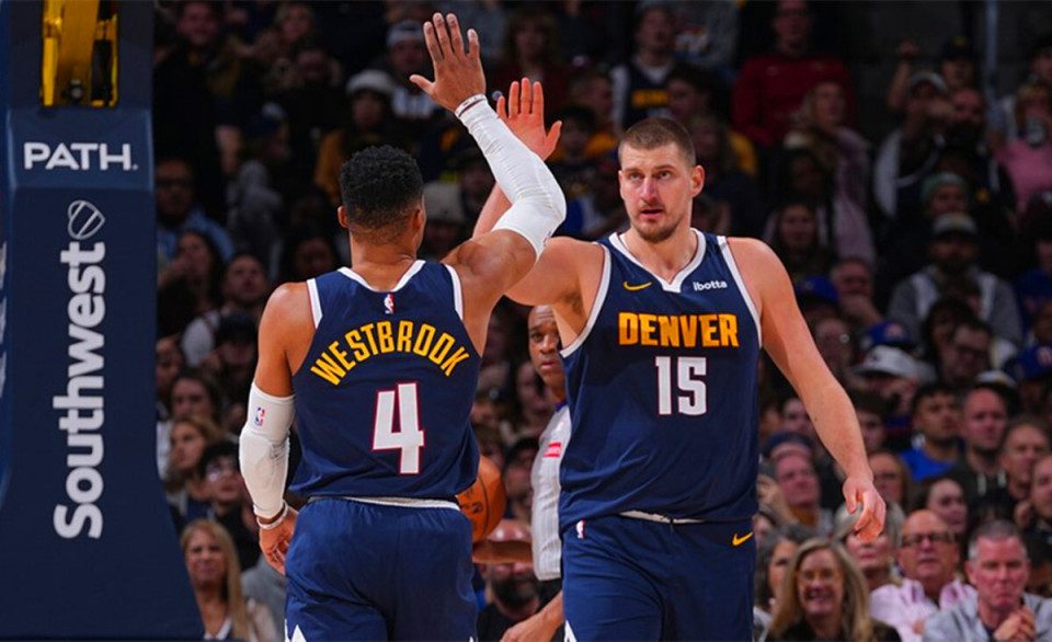 比赛集锦：克雷莫内塞1-3罗马（罗马3-1克雷莫内塞比赛集锦）