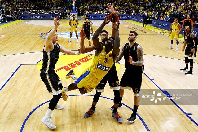 亚洲冠军又输了，一胜难求排名垫底，球迷吐槽：怎么进的世界杯？（亚洲冠军再败仍零胜垫底，球迷吐槽：这也能进世界杯？）