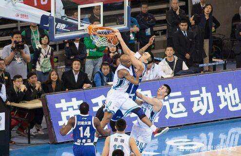 日职乙战报：笠柳翼双响，长崎成功丸4-0轻取爱媛FC（日乙战报：笠柳翼梅开二度，长崎成功丸4-0完胜爱媛FC）